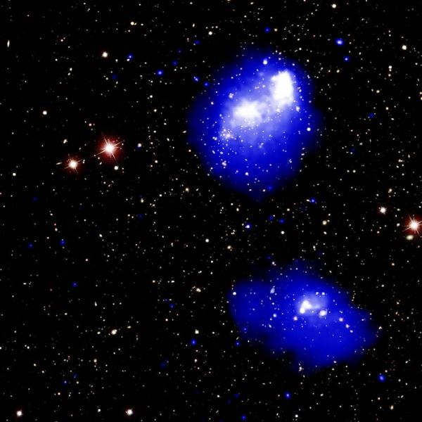Abell 1758 - формирующееся суперскопление галактик